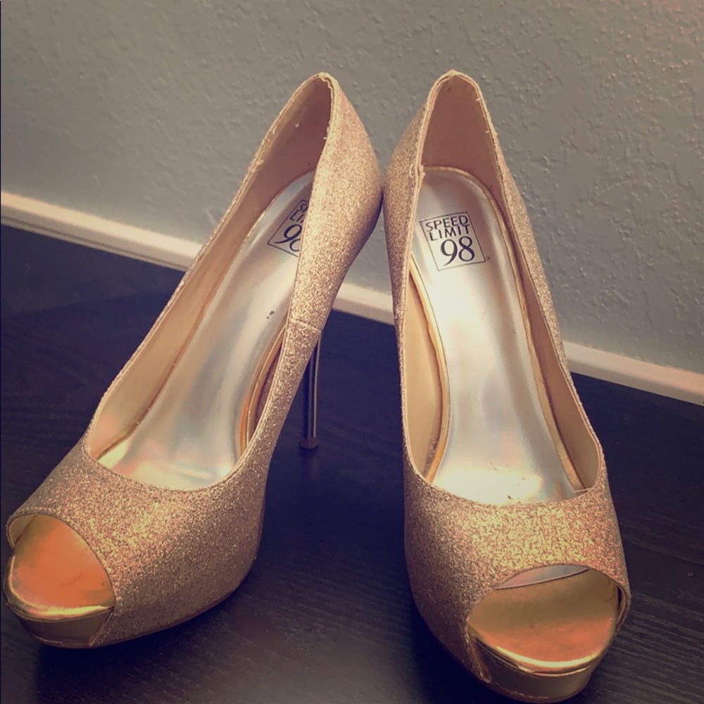 Speed 98 sparkly gold heels